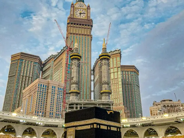 Haji Furoda Executive
